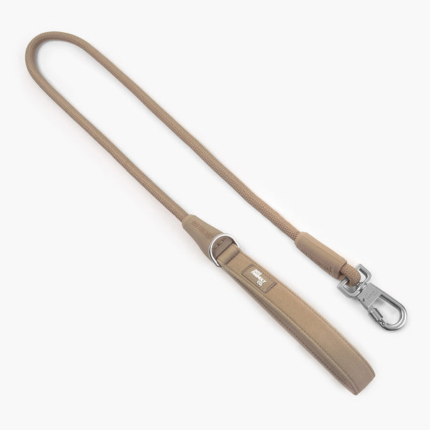 Rope Dog Leash in Premium Brown with braided rope, padded handle, metal D-ring and heavy-duty carabiner clip.